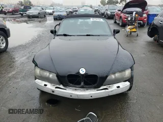 1999 BMW Z3 2.5L with VIN 4USCH9337XLF81888, listed as a Copart auction lot 86134164 with 146,806 mi miles and Salvage Title. Bid and sale history available at carsss.com. Image 5.