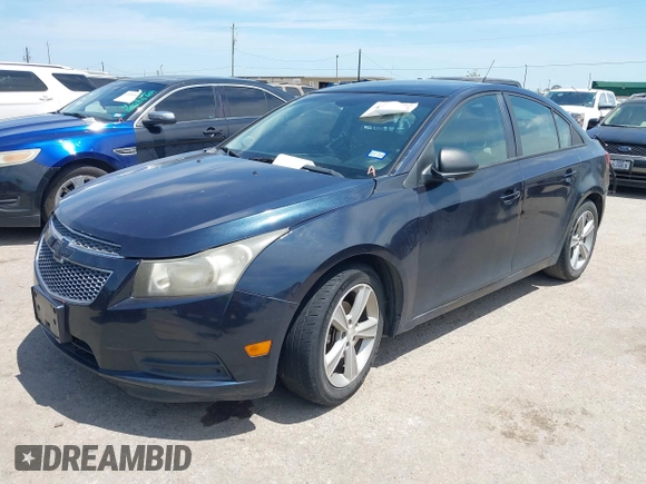 2014 Chevrolet Cruze LS with VIN 1G1PA5SH4E7268424, listed as a IAAI auction lot 42063360 with 124,167 mi miles and . Bid and sale history available at DreamBid. Image 2.