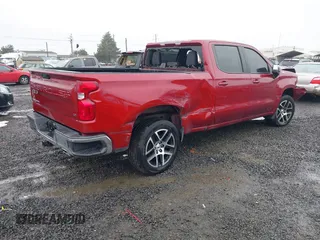 2020 Chevrolet Silverado 1500 LT z VIN 3GCUYDET2LG211169, wystawiony jako IAAI lot #41145684 z przebiegiem 81 606 mil mil oraz . Historia ofert i sprzedaży dostępna na DreamBid. Obrazek 4.