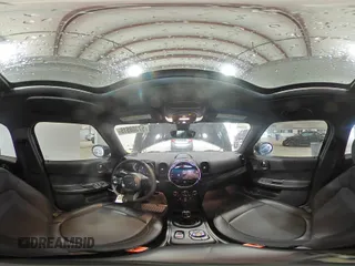 2022 MINI Countryman Oxford Edition z VIN WMZ43BR06N3N35816, wystawiony jako Copart lot #57308515 z przebiegiem 76 623 mil mil oraz Szkoda całkowita • Salvage title. Historia ofert i sprzedaży dostępna na DreamBid. Obrazek 16.