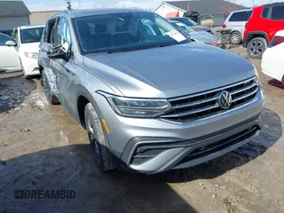 2023 Volkswagen Tiguan SE with VIN 3VV2B7AX0PM034519, listed as a IAAI auction lot 41723470 with 17,250 mi miles and . Bid and sale history available at DreamBid. Image 1.