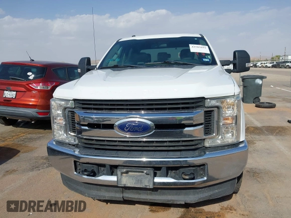 2019 Ford F-250 XL with VIN 1FT7W2B65KED74071, listed as a IAAI auction lot 42505692 with 197,880 mi miles and . Bid and sale history available at DreamBid. Image 12.