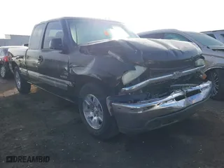 1999 Chevrolet Silverado 1500 LS with VIN 2GCEC19T4X1165256, listed as a IAAI auction lot 41236272 with 77,004 mi miles. Bid and sale history available at carsss.com. Image 1.