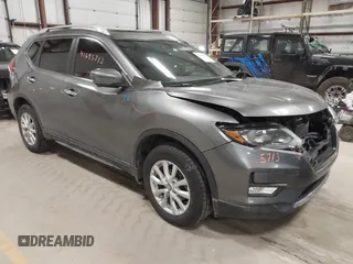 2017 Nissan Rogue SL with VIN 5N1AT2MV8HC822919, listed as a IAAI auction lot 41695713 with 113,226 mi miles. Bid and sale history available at carsss.com. Image 1.