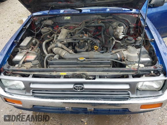 1992 Toyota Pickup DLX z VIN JT4RN93P5N5062042, wystawiony jako IAAI lot #42522750 z przebiegiem 279 395 mil mil oraz . Historia ofert i sprzedaży dostępna na DreamBid. Obrazek 10.