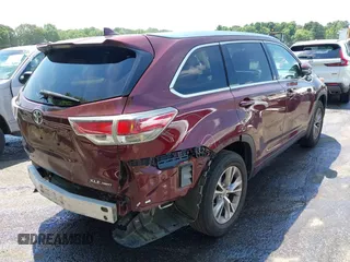 2015 Toyota Highlander XLE z VIN 5TDJKRFH3FS200862, wystawiony jako IAAI lot #42435728 z przebiegiem 100 821 mil mil oraz . Historia ofert i sprzedaży dostępna na DreamBid. Obrazek 4.