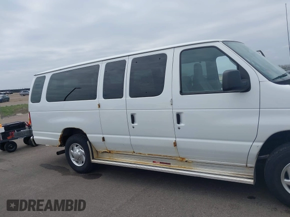 2010 Ford Econoline Passenger XL with VIN 1FBSS3BL1ADA74036, listed as a IAAI auction lot 42177046 with 205,186 mi miles. Bid and sale history available at carsss.com. Image 6.