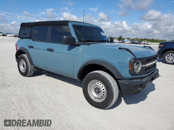2023 Ford Bronco with VIN 1FMDE5BH2PLA98570, listed as a Copart auction lot 86015914 with 10,262 mi miles and Salvage Title. Bid and sale history available at DreamBid. Image 4.