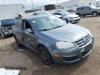 2010 Volkswagen Jetta S с VIN 3VWJZ7AJ0AM019069, выставлен на аукционе IAAI как лот 42149448 с пробегом 201 157 миль миль и . История ставок и продаж доступна на DreamBid. Изображение 1.