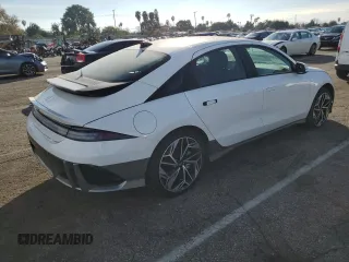 2023 Hyundai Ioniq 6 SEL z VIN KMHM34AA1PA034729, wystawiony jako Copart lot #81629683 z przebiegiem 756 mil mil oraz . Historia ofert i sprzedaży dostępna na DreamBid. Obrazek 3.