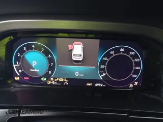 2024 Volkswagen Atlas SE z VIN 1V2JE2CA9RC238428, wystawiony jako IAAI lot #41340830 z przebiegiem 6 992 mil mil oraz . Historia ofert i sprzedaży dostępna na DreamBid. Obrazek 7.