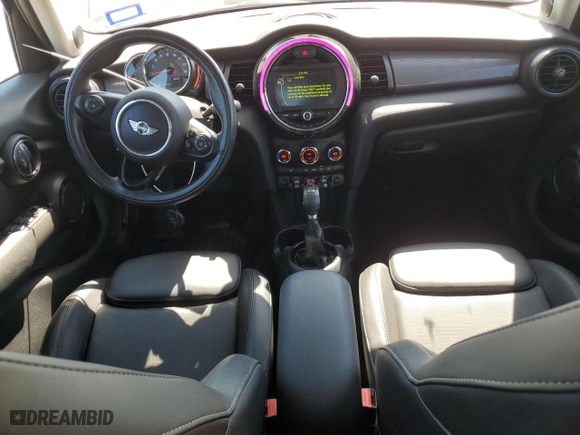 2018 MINI Hardtop 4 Door Cooper with VIN WMWXU1C5XJ2F81223, listed as a Copart auction lot 68828804 with 45,477 mi miles and Clean Title. Bid and sale history available at carsss.com. Image 8.