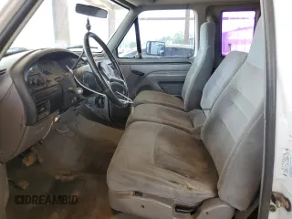 1997 Ford F-250 with VIN 1FTHX25F2VEC79419, listed as a Copart auction lot 53997013 with 321,335 mi miles and Salvage title. Bid and sale history available at DreamBid. Image 7.