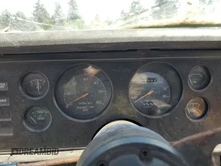 1979 Ford Mustang с VIN 9R03F481171, выставлен на аукционе Copart как лот 56787595 с пробегом 79 124 миль миль и Чистый • Clean title. История ставок и продаж доступна на DreamBid. Изображение 9.