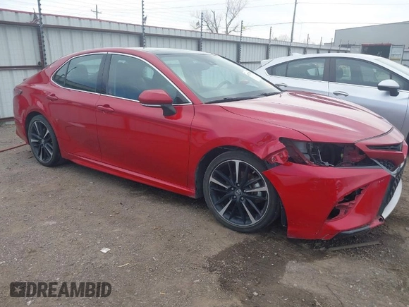 2019 Toyota Camry XSE with VIN 4T1B61HK7KU259014, listed as a IAAI auction lot 41771388 with 76,589 mi miles. Bid and sale history available at carsss.com. Image 1.