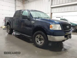 2005 Ford F-150 XLT with VIN 1FTPW14505FA67257, listed as a IAAI auction lot 41778749 with 194,373 mi miles. Bid and sale history available at carsss.com. Image 1.