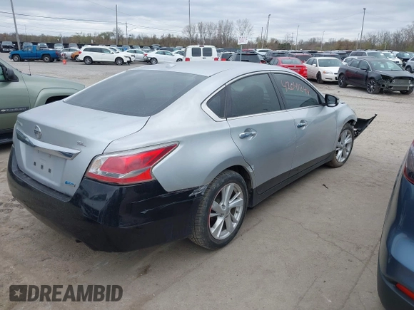 2013 Nissan Altima SL with VIN 1N4AL3AP7DC200070, listed as a IAAI auction lot 42041244 with 128,357 mi miles and . Bid and sale history available at DreamBid. Image 4.