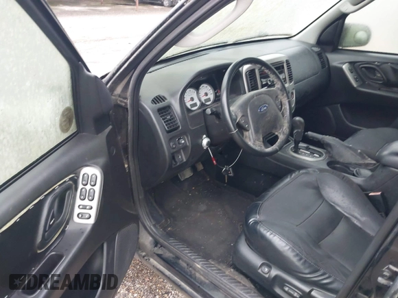 2005 Ford Escape Limited с VIN 1FMCU94105KA84482, выставлен на аукционе IAAI как лот 42364481 с пробегом 191 036 миль миль и . История ставок и продаж доступна на DreamBid. Изображение 16.