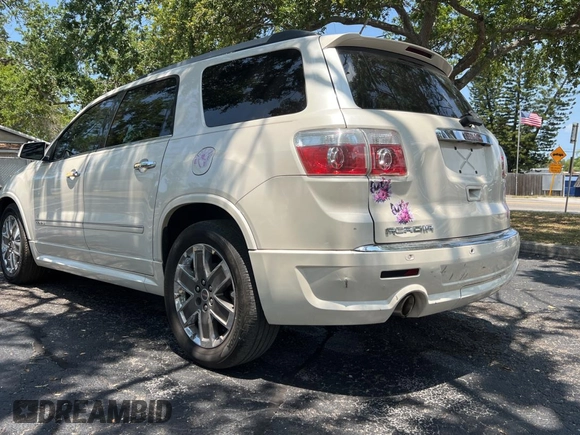 2011 GMC Acadia Denali with VIN 1GKKRTED5BJ287316, listed as a Copart auction lot 56689775 with 109,458 mi miles and Clean Title. Bid and sale history available at DreamBid. Image 3.