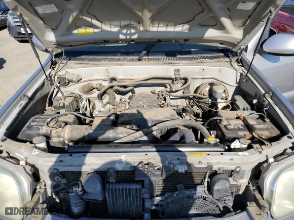 2005 Toyota Sequoia SR5 with VIN 5TDZT34A45S245858, listed as a Copart auction lot 88091425 with 204,547 mi miles and Clean Title. Bid and sale history available at carsss.com. Image 12.