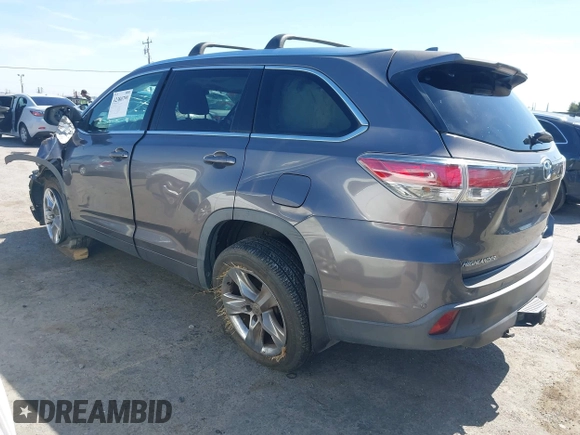 2015 Toyota Highlander Limited with VIN 5TDDKRFH2FS139999, listed as a IAAI auction lot 42380799 with 66,517 mi miles and . Bid and sale history available at DreamBid. Image 3.