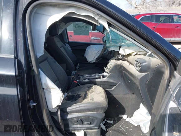 2024 Ford Explorer XLT с VIN 1FMSK8DHXRGA01982, выставлен на аукционе IAAI как лот 41593934 с пробегом 23 547 миль миль и . История ставок и продаж доступна на DreamBid. Изображение 5.