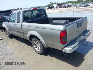 2002 Nissan Frontier z VIN 1N6DD26S12C346051, wystawiony jako IAAI lot #42258728 z przebiegiem 409 012 mil mil oraz . Historia ofert i sprzedaży dostępna na DreamBid. Obrazek 3.