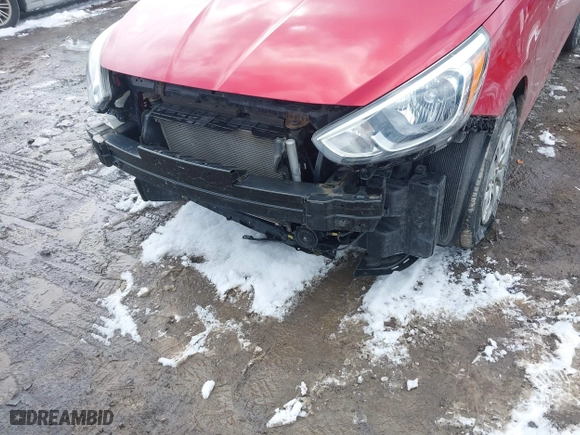 2015 Hyundai Accent GLS with VIN KMHCT4AE0FU923503, listed as a IAAI auction lot 41971073 with 140,886 mi miles. Bid and sale history available at carsss.com. Image 6.