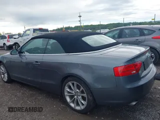 2013 Audi A5 Prestige z VIN WAUVFAFH3DN001222, wystawiony jako IAAI lot #42192027 z przebiegiem 203 070 mil mil oraz . Historia ofert i sprzedaży dostępna na DreamBid. Obrazek 6.