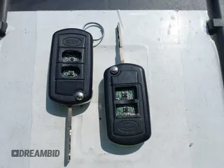 2006 Land Rover Range Rover Sport с VIN SALSD25486A902198, выставлен на аукционе IAAI как лот 42471991 с пробегом 244 011 миль миль и . История ставок и продаж доступна на DreamBid. Изображение 11.