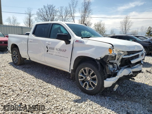 2022 Chevrolet Silverado 1500 RST with VIN 1GCUDEED5NZ522043, listed as a Copart auction lot 53724005 with 59,488 mi miles and Clean Title. Bid and sale history available at DreamBid. Image 4.