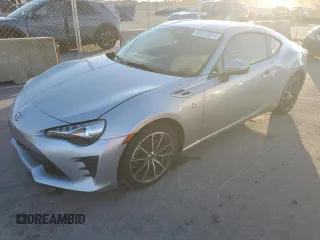 2017 Toyota 86 with VIN JF1ZNAA16H8702512, listed as a Copart auction lot 83313624 with 66,757 mi miles and Clean Title. Bid and sale history available at carsss.com. Image 1.