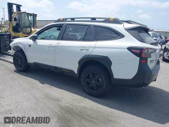 2024 Subaru Outback Wilderness z VIN 4S4BTGUD2R3164461, wystawiony jako IAAI lot #42292989 z przebiegiem 7 068 mil mil oraz . Historia ofert i sprzedaży dostępna na DreamBid. Obrazek 3.