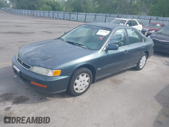1997 Honda Accord LX z VIN 1HGCD5636VA178059, wystawiony jako IAAI lot #42228506 z przebiegiem 264 174 mil mil oraz . Historia ofert i sprzedaży dostępna na DreamBid. Obrazek 2.