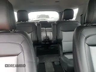 2023 Ford Explorer XLT z VIN 1FMSK7DH3PGB91471, wystawiony jako Copart lot #55952575 z przebiegiem 8 951 mil mil oraz Szkoda całkowita • Salvage title. Historia ofert i sprzedaży dostępna na DreamBid. Obrazek 10.