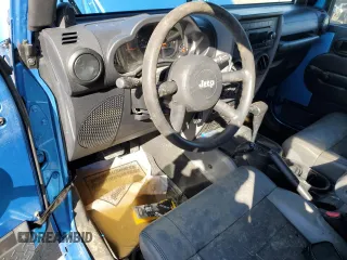 2009 Jeep Wrangler X with VIN 1J4FA24149L782816, listed as a Copart auction lot 42495835 with Not Provided miles and Salvage Title. Bid and sale history available at DreamBid. Image 8.