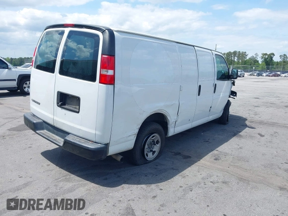 2019 Chevrolet Express Cargo Van with VIN 1GCWGAFP7K1370861, listed as a IAAI auction lot 41929550 with 148,539 mi miles. Bid and sale history available at carsss.com. Image 4.