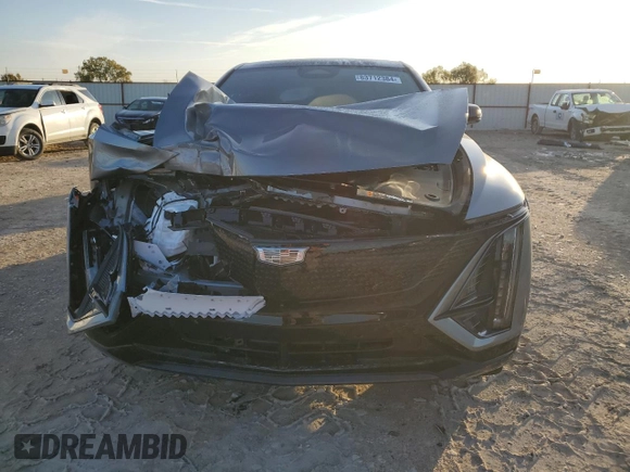 2024 Cadillac LYRIQ Sport z VIN 1GYKPVRK5RZ140912, wystawiony jako Copart lot #83712384 z przebiegiem 206 mil mil oraz Szkody całkowita. Historia ofert i sprzedaży dostępna na DreamBid. Obrazek 5.