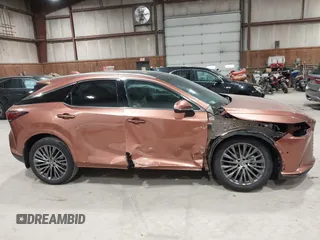 2024 Lexus RX 350 with VIN 2T2BAMCA8RC067896, listed as a IAAI auction lot 42329287 with 15,301 mi miles and . Bid and sale history available at DreamBid. Image 13.