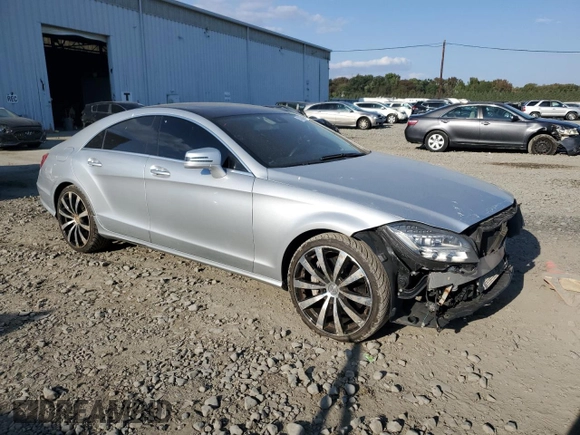 2013 Mercedes-Benz CLS-Class CLS 550 with VIN WDDLJ9BB8DA061101, listed as a Copart auction lot 74373414 with 101,532 mi miles and Salvage Title. Bid and sale history available at carsss.com. Image 4.