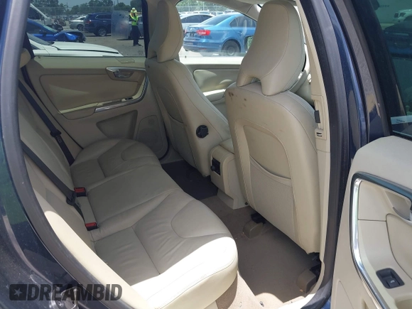 2013 Volvo XC60 3.2L с VIN YV4952DL9D2379001, выставлен на аукционе IAAI как лот 42500637 с пробегом 225 031 миль миль и . История ставок и продаж доступна на DreamBid. Изображение 8.