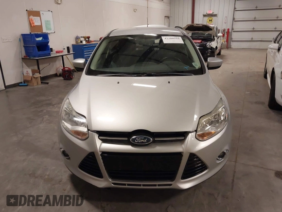 2012 Ford Focus SE с VIN 1FAHP3F26CL320876, выставлен на аукционе IAAI как лот 42280944 с пробегом 134 803 миль миль и . История ставок и продаж доступна на DreamBid. Изображение 13.