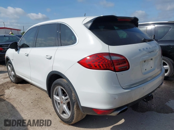 2014 Porsche Cayenne Diesel с VIN WP1AF2A22ELA34301, выставлен на аукционе IAAI как лот 42749071 с пробегом 126 593 миль миль и . История ставок и продаж доступна на DreamBid. Изображение 3.