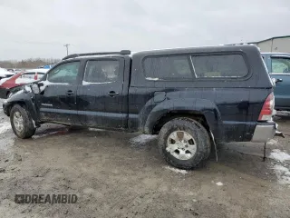 2014 Toyota Tacoma with VIN 3TMMU4FN7EM065660, listed as a Copart auction lot 53133665 with 83,505 mi miles and Salvage title. Bid and sale history available at DreamBid. Image 2.