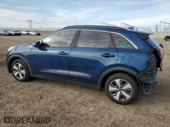 2017 Kia Niro FE with VIN KNDCB3LC7H5101503, listed as a Copart auction lot 43458795 with 217,609 mi miles and Salvage Title. Bid and sale history available at carsss.com. Image 2.
