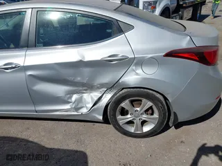 2016 Hyundai Elantra SE with VIN KMHDH4AEXGU561011, listed as a IAAI auction lot 40651213 with 112,960 mi miles. Bid and sale history available at carsss.com. Image 6.