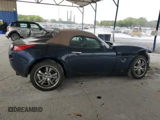 2007 Pontiac Solstice z VIN 1G2MB35B77Y108025, wystawiony jako Copart lot #52437135 z przebiegiem 150 528 mil mil oraz Szkoda całkowita • Salvage title. Historia ofert i sprzedaży dostępna na DreamBid. Obrazek 3.