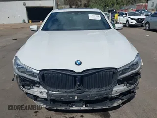 2017 BMW 7 Series 750i with VIN WBA7F0C32HGM22273, listed as a IAAI auction lot 41857151 with 90,518 mi miles and . Bid and sale history available at carsss.com. Image 12.