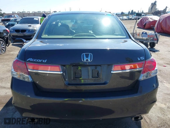 2011 Honda Accord EX z VIN 1HGCP3F78BA015858, wystawiony jako IAAI lot #41549844 z przebiegiem 121 457 mil mil oraz . Historia ofert i sprzedaży dostępna na DreamBid. Obrazek 16.