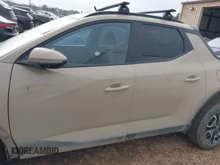 2023 Hyundai Santa Cruz SEL Premium z VIN 5NTJDDAF7PH046605, wystawiony jako IAAI lot #41488316 z przebiegiem 68 562 mil mil oraz . Historia ofert i sprzedaży dostępna na DreamBid. Obrazek 14.